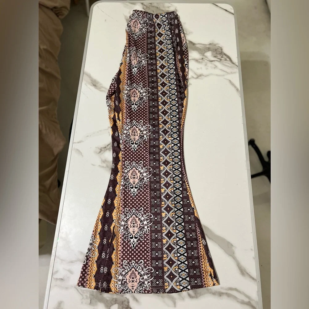 Patterned Flare Pants - Picture 2 of 3